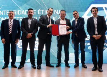 “Ética e eficiência são essenciais para entregarmos o que a sociedade espera do poder público”, afirma governador