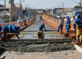 Construção de pistas de concreto na Avenida da FEB deve terminar em outubro