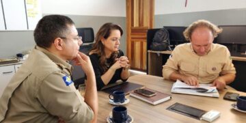 Governos de MT e Federal elaboram plano de combate contra incêndios florestais no Pantanal