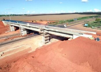 Obras da 1º ferrovia estadual estão em andamento com a construção de cinco viadutos