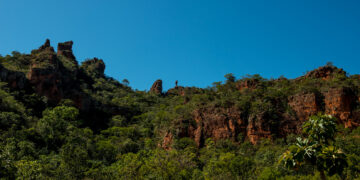 Trânsito na região do Portão do Inferno está liberado em meia pista nesta segunda-feira (01.01)