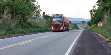 Prefeitos afirmam que asfalto feito pelo Governo na MT-100 representa desenvolvimento para o Araguaia: “Trouxe progresso”