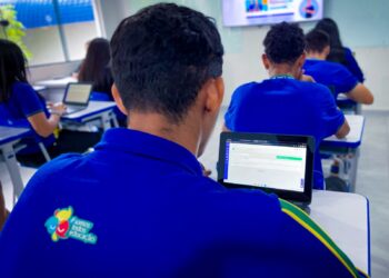 Seduc inicia seleção de estudantes da rede estadual para a 2ª edição de intercâmbio na Inglaterra