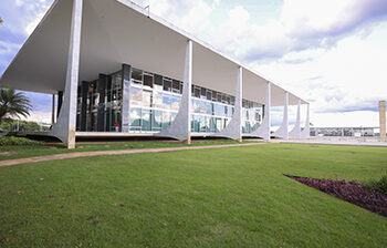 STF autoriza compartilhamento com CGU de investigações sobre agentes públicos federais