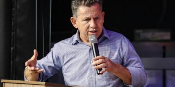 Governador envia projeto para tornar obrigatório o uso de uniformes nas escolas estaduais