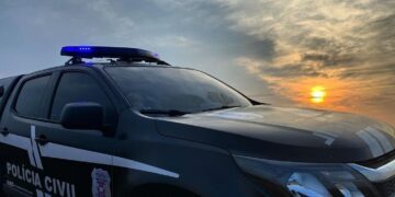 Jovens envolvidos em roubo e cárcere privado de família são detidos em flagrante em Cáceres