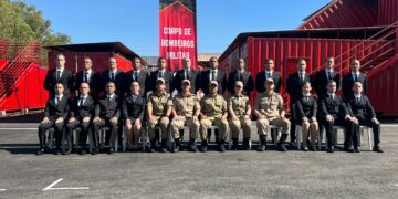 Corpo de Bombeiros Militar entrega Espadim do 1° Curso de Formação de Oficiais nesta sexta-feira (2)