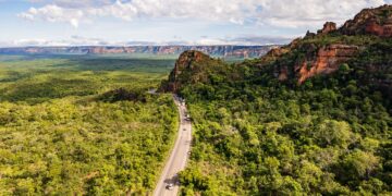 Trânsito no Portão do Inferno está liberado em meia pista para veículos leves