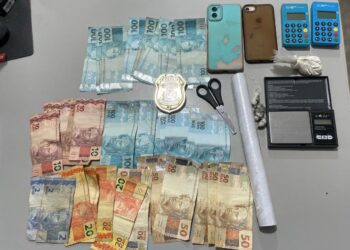Polícia Civil cumpre ordens de buscas e apreende drogas e dinheiro em residências em Poconé