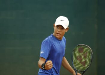 Atleta de 14 anos do programa de bolsa do Governo de MT é convocado para Sul-Americano de Tênis