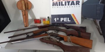 Dois homens são presos com quatro armas de fogo e munições em Apiacás