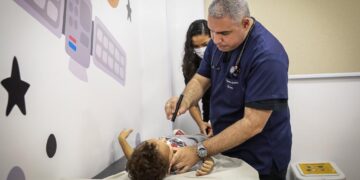 Pais destacam melhorias do novo pronto atendimento pediátrico da Santa Casa: “Espaço que nenhum hospital particular oferece”