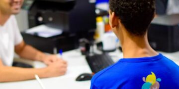 Seduc divulga segunda chamada de estudantes selecionados para intercâmbio na Inglaterra