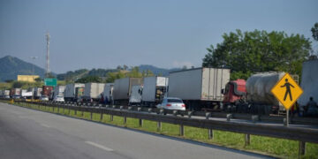 Motoristas C, D e E têm até 30/5 para realizarem exame toxicológico