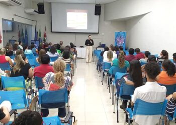 Círculos de paz: Roo inicia formação de facilitadores na rede municipal de educação