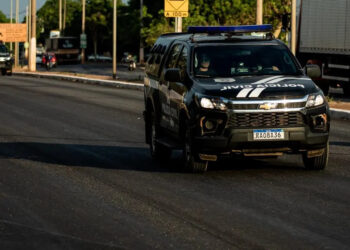 Homem é encontrado morto dentro de casa com mordidas de roedores nas mãos em MT