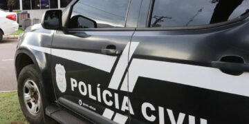 Adolescente é morta a tiros após suspeito pular portão de casa em MT