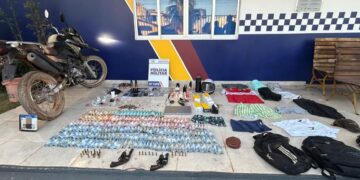 Polícia Militar localiza suspeitos e recupera caminhonete e 28 celulares roubados no Norte de MT