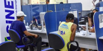 Sine Estadual divulga oferta de mais de 3,3 mil oportunidades de emprego