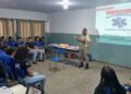 Corpo de Bombeiros realiza palestras em escolas sobre primeiros socorros e prevenção a incêndios