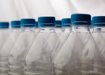 Vigilância Sanitária do Estado monitora águas minerais envasadas em MT