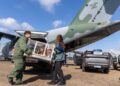 Saiba como funcionará o transporte de animais resgatados no RS em aeronaves da FAB