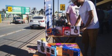 Doações, ocupação e improviso: lojistas se viram após tragédia