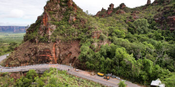 Trânsito na MT-251 segue liberado nos dois sentidos durante primeira etapa das obras