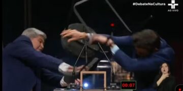 Após provocação, Datena agride Marçal com cadeira e é expulso de debate da TV Cultura