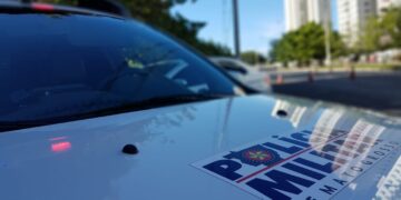 PM prende mulher suspeita por ameaça, agressão e desacato em escola