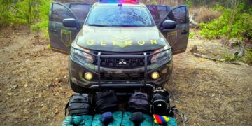 Gefron apreende 80 tabletes de pasta base e causa prejuízo de R$ 2 milhões ao crime