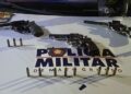 PM apreende armas e munições de criminosos que invadiram imóvel em Poconé