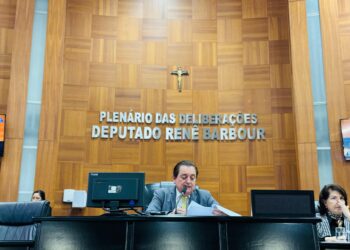 Com luta do deputado Sebastião Rezende, Justiça determina suspensão de cobrança retroativa de ICMS