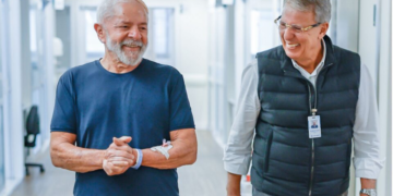 A dificuldade de rezar uma Ave Maria pela recuperação do Lula