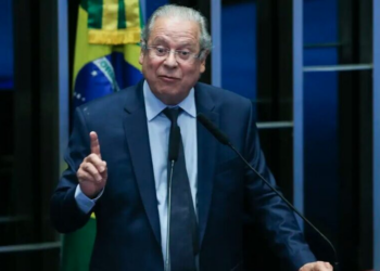 José Dirceu está de volta com uma missão: salvar a pele de Lula em 2026