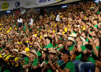 Guinness Book registra maior orquestra de viola do mundo durante evento em Uberlândia