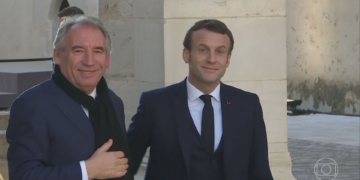 Macron tem um novo primeiro-ministro, mas os mesmos problemas de sempre