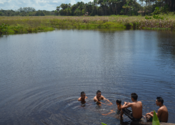 Lagoa dos Índios vira alternativa turística na área urbana de Macapá durante o verão