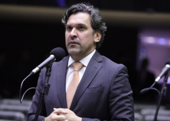 Acordo para votação do pacote fiscal retira laço sanguíneo do BPC