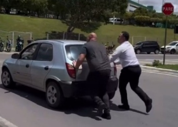 Vídeo mostra Abilio e Cláudio Ferreira empurrando Celta