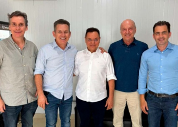 Botelho assume interinamente o Governo de MT