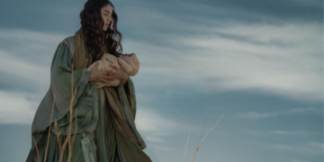 “Virgem Maria” reduz Nossa Senhora a uma heroína mundana