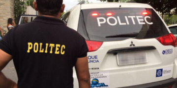 Jovem é morto a tiros dentro do banheiro de casa