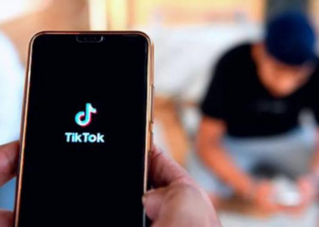 Albânia proíbe TikTok por um ano após morte de adolescente