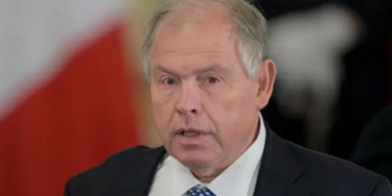 Os venezuelanos refugiados há 9 meses em embaixada sob custódia do Brasil: 'Maduro sabe que somos civis desarmados e indefesos'