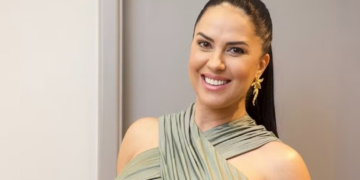Graciele Lacerda exibe cliques de último show do marido com barrigão: ‘Clara’
