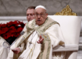 Papa Francisco pede alívio de dívidas para países pobres durante a Missa do Galo