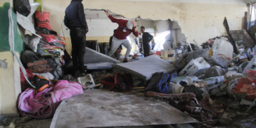 Ataque israelense a escola em Gaza mata sete pessoas, diz serviço de emergência palestino