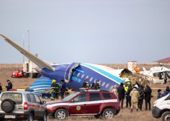 Vídeo flagra queda e explosão de jato da Embraer