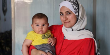 Aumentar taxas de aleitamento pode salvar 820 mil vidas de crianças por ano